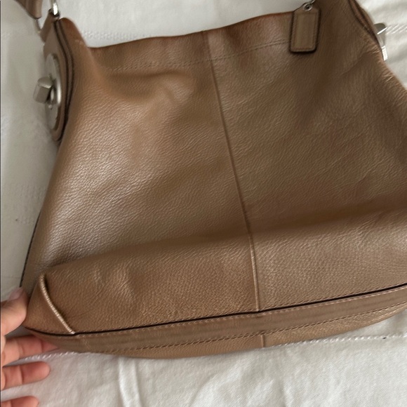 COACH PENELOPE LEATHER Purse Dune Color - Picture 7 of 12